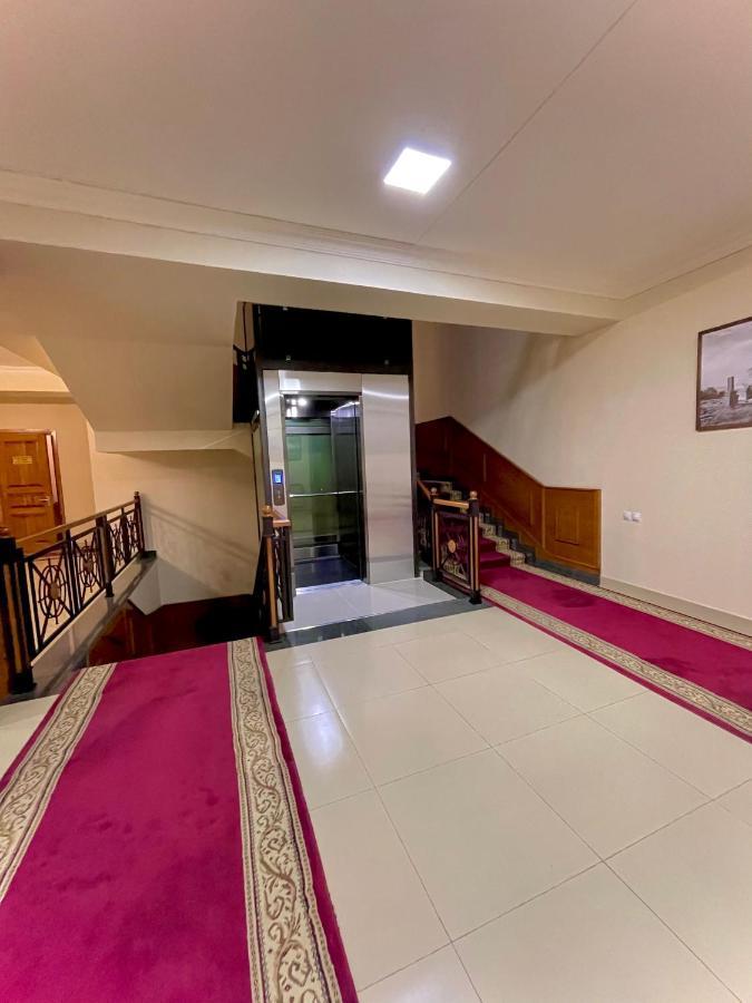Hotel Plaza Viktoria Gyumri Luaran gambar