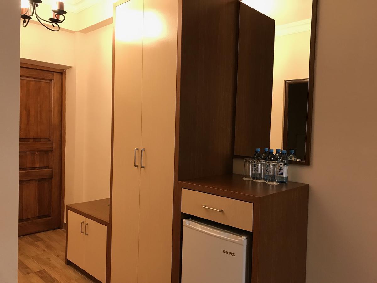Hotel Plaza Viktoria Gyumri Luaran gambar