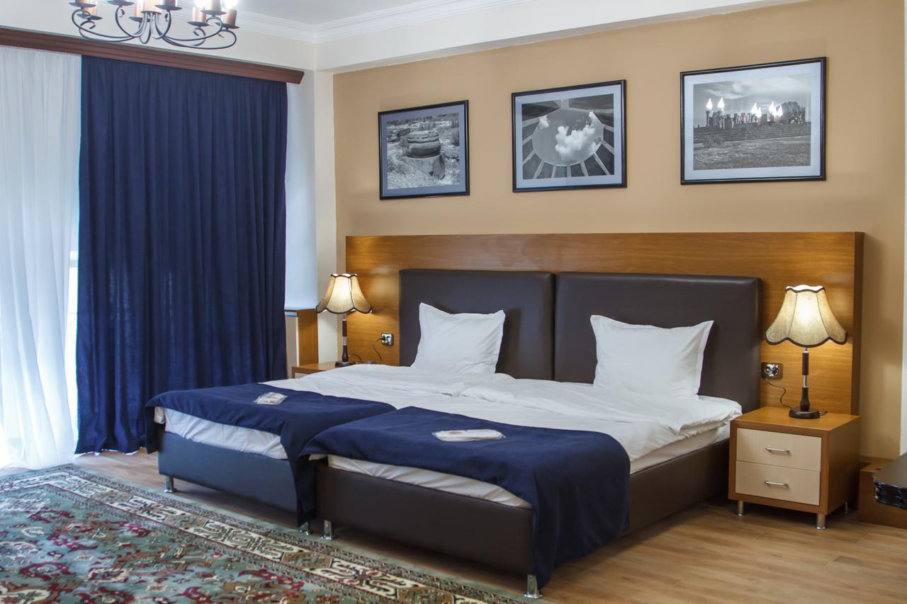 Hotel Plaza Viktoria Gyumri Luaran gambar