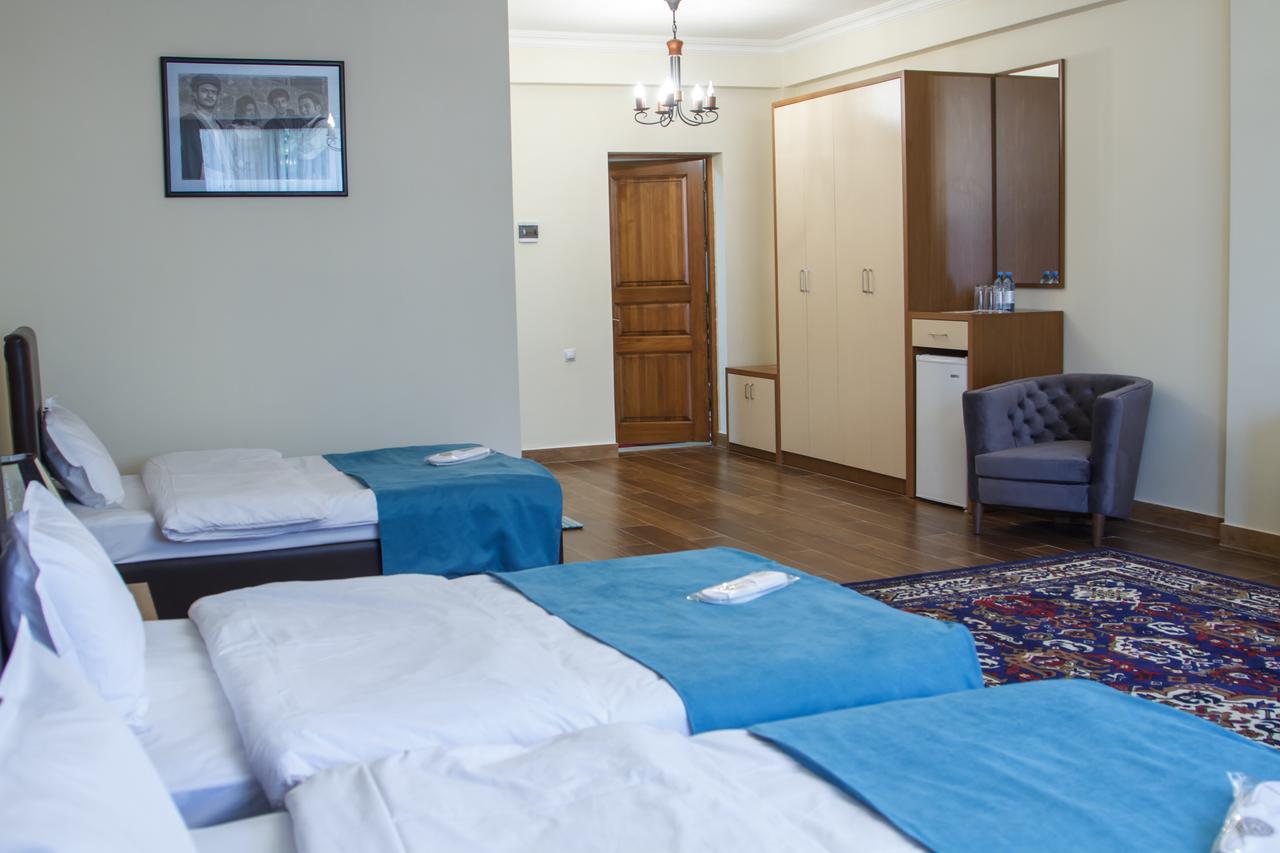 Hotel Plaza Viktoria Gyumri Luaran gambar