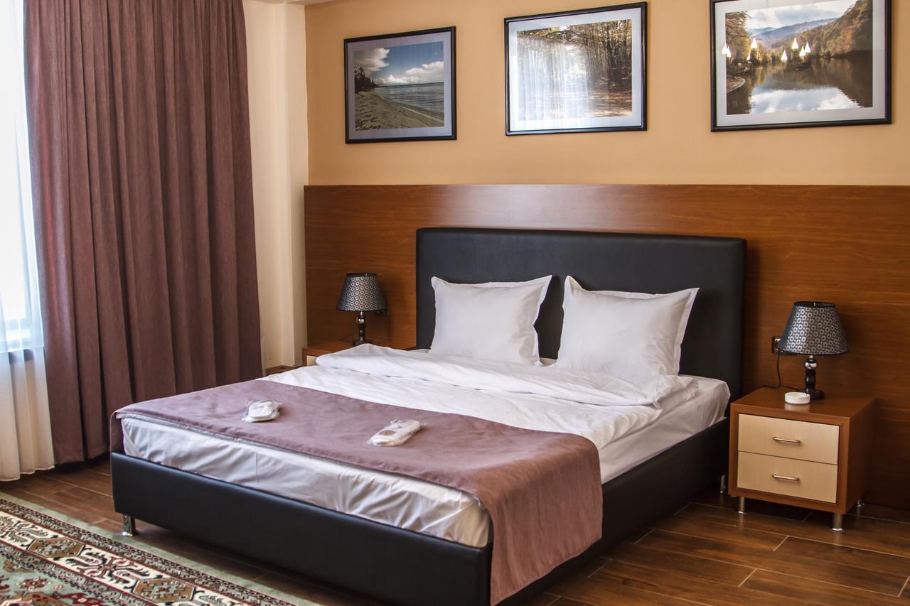 Hotel Plaza Viktoria Gyumri Bilik gambar