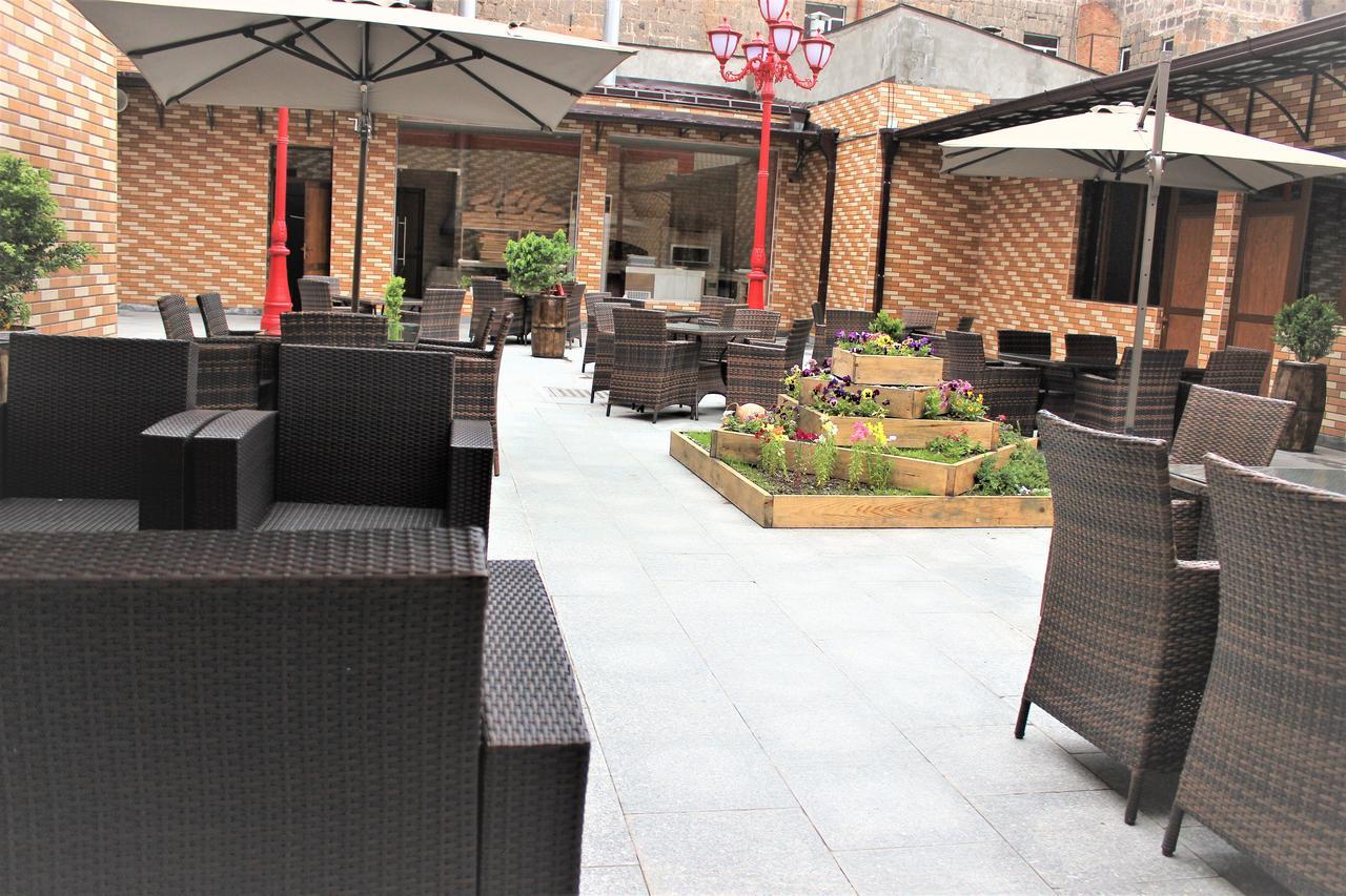 Hotel Plaza Viktoria Gyumri Luaran gambar